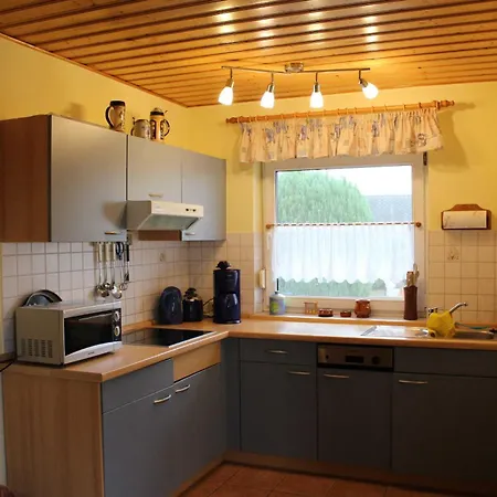 Σπίτι διακοπών Reetgedecktes Ferienhaus Mit Panoramablick